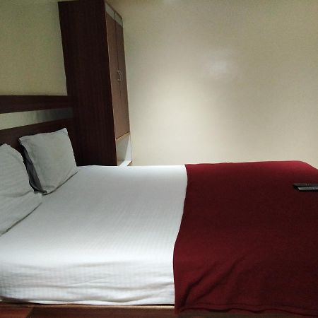 Hotel Adarsh Residency Tirupati Eksteriør billede