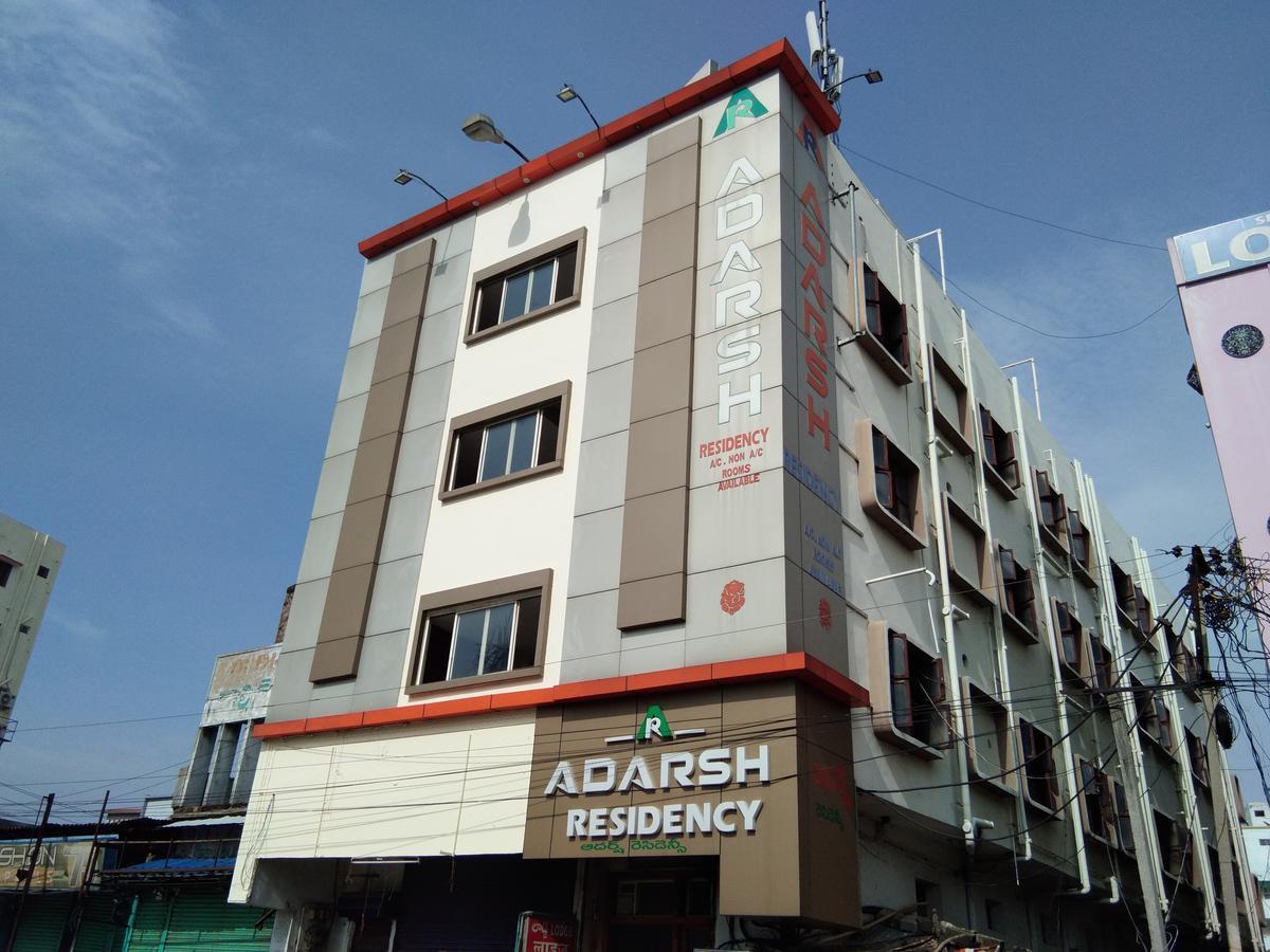 Hotel Adarsh Residency Tirupati Eksteriør billede