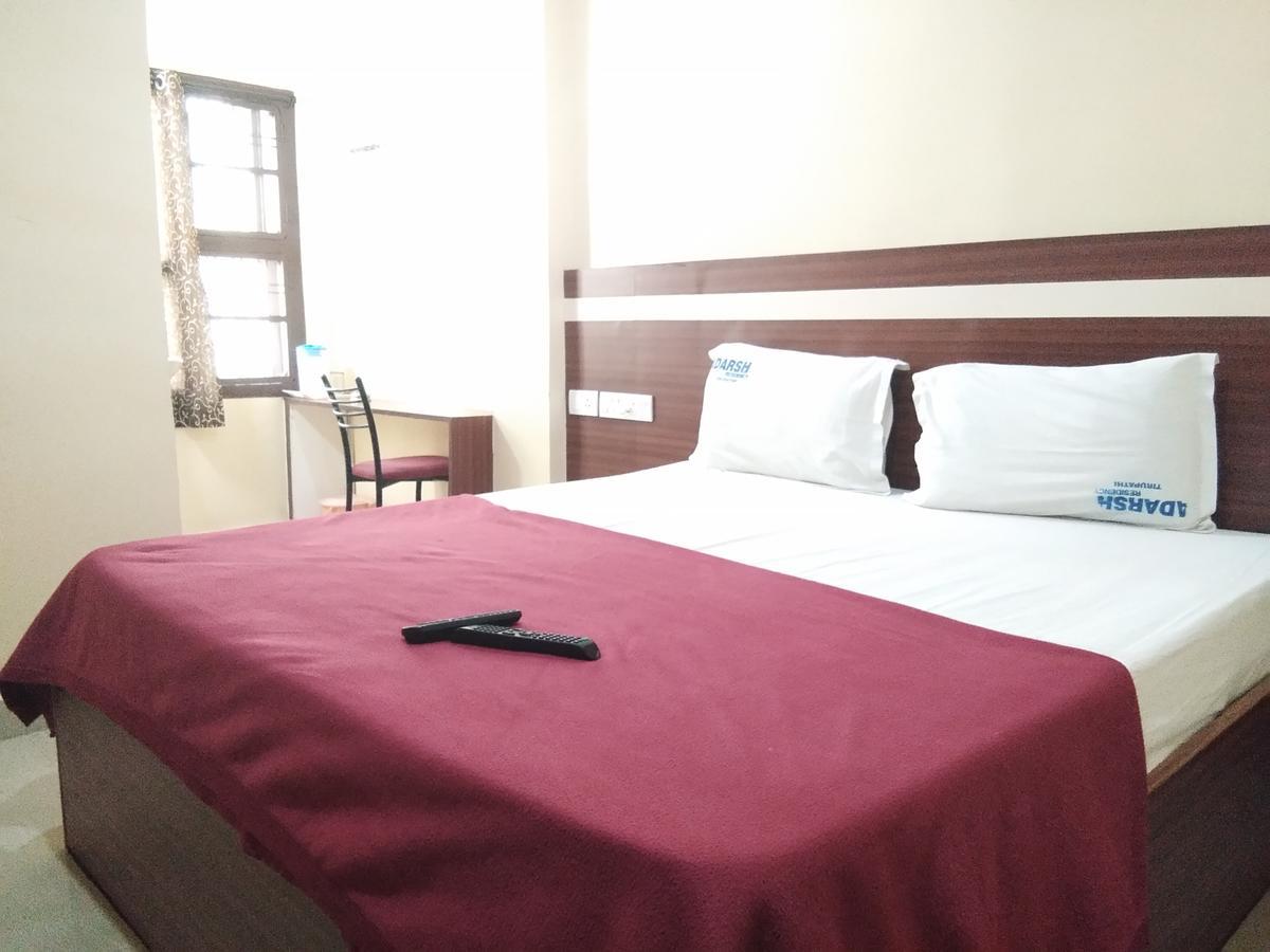Hotel Adarsh Residency Tirupati Eksteriør billede
