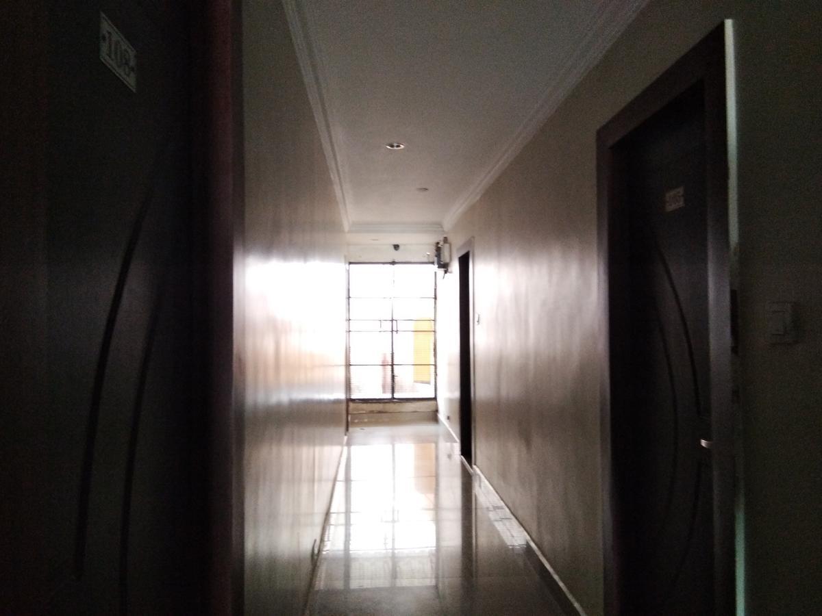 Hotel Adarsh Residency Tirupati Eksteriør billede